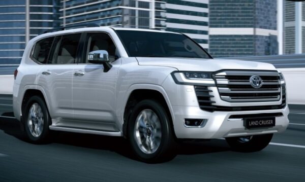 52D0495D-A107-405E-868E-78937E598B9F TOYOTA LAND CRUISER Rental by the Day