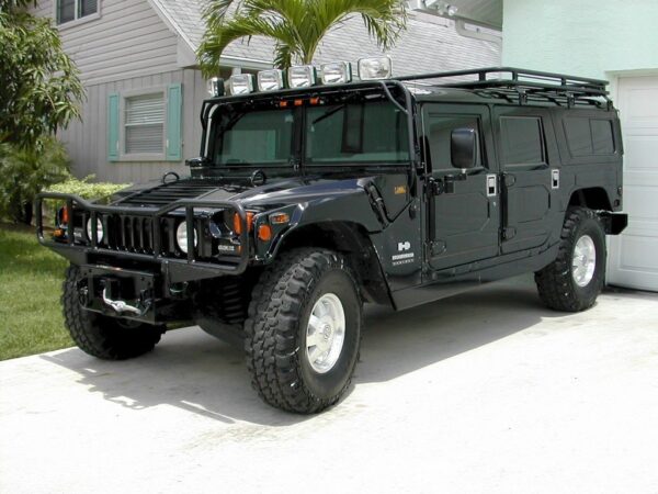 D139094B-C4B8-4DA5-81AD-E3B640465ECC HUMMER H2 Rental by the Day