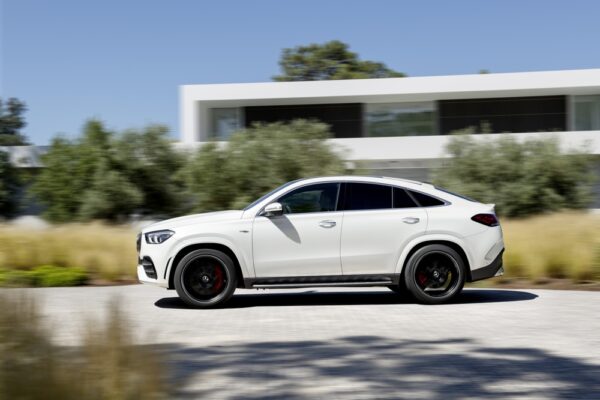 DD7A3552-9783-48C3-BCF1-96BDA21F430B Mercedes GLE Rental by the Day